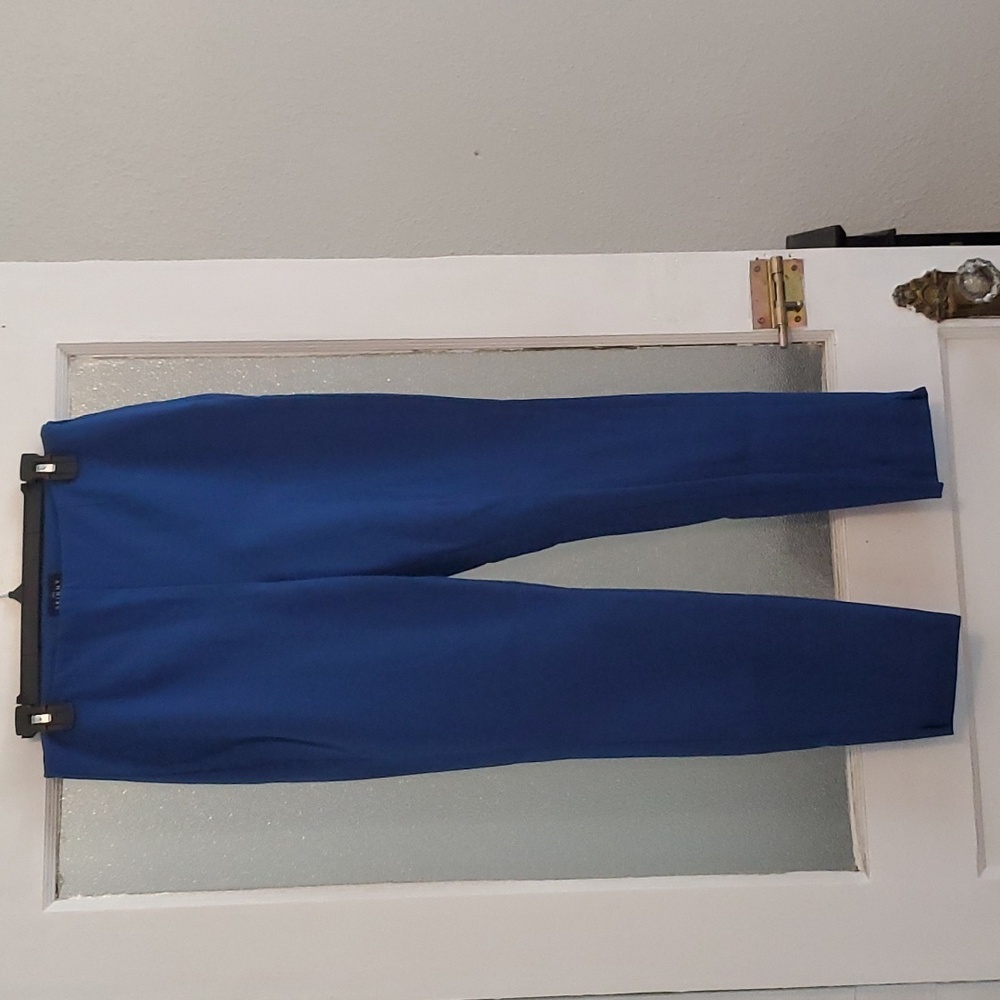 WHBM SZ  6 the skinny ankle Royal blue side hidden zipper pants